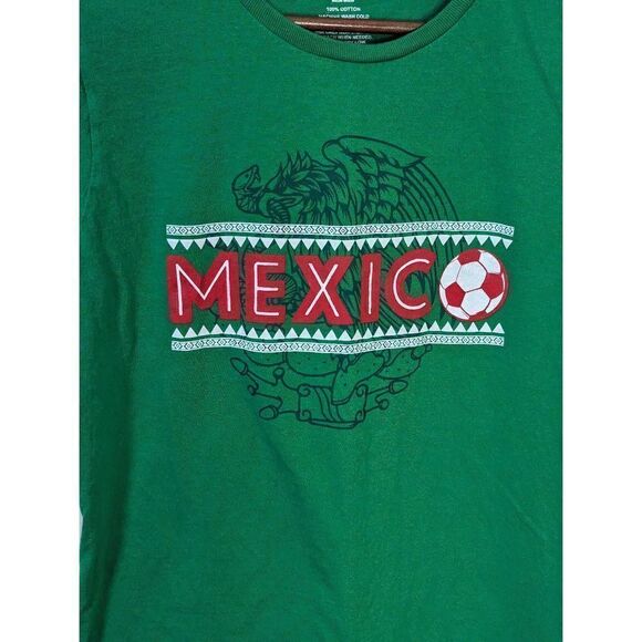 Mexico Football Soccer Icon Sports Green Cotton T-Shirt - Size M - Picture 2 of 4